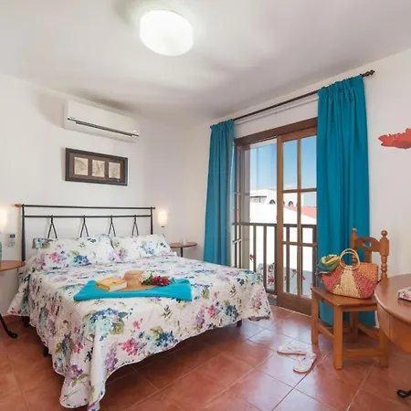 Julianne 2 Villa Puerto del Carmen (Lanzarote)