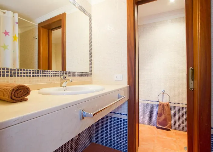 Julianne 2 * Puerto del Carmen (Lanzarote)