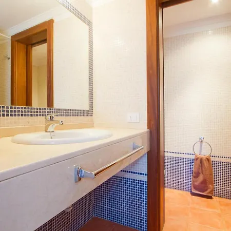 Julianne 2 * Puerto del Carmen (Lanzarote)